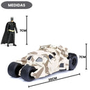 Brinquedo Batmobile e Batman Tumbler The Dark Knight DC Jada Camuflado Colecionável